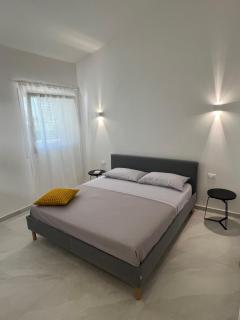 Villa Giuliana Luxury Home: piscina, solarium, barbecue. A pochi passi dal mare - 9