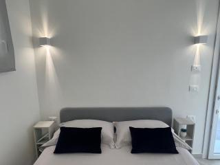 Villa Giuliana Luxury Home: piscina, solarium, barbecue. A pochi passi dal mare - 5