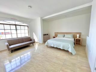 Beautiful 2 bedroom, pool, beach - Manta - 4