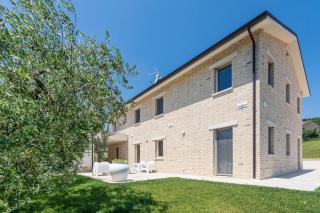 Villa Amore di Ada - Modern Design Villa - AirCo, Private Pool & Near The Beach - Monterubbiano - 2