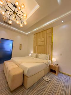 The Gibs Hotel Limited - 7