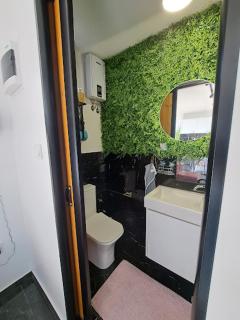 HM - Tinyhouse 1 Deluxe Krombachtalsperre Westerwald - Driedorf - 3