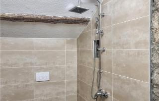 Nice Apartment In Funtana With Kitchen - Funtana - 2