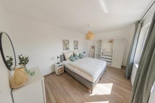 Luxus Apartment Bad Salzuflen mit eigenem Parkplatz und E-Ladestation - 7