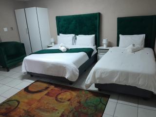 Super classic guest house - Pretoria - 9