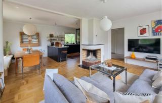 Amazing Home In Tollered With Kitchen - Tollered - 4