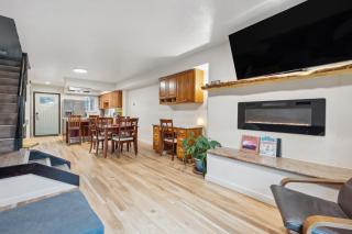 Charming Lafayette Getaway with Fireplace! - Lafayette - 3