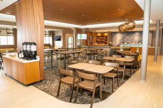 SpringHill Suites by Marriott Woodbridge - Woodbridge - 1