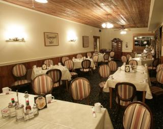 Beaumont Hotel - - 6
