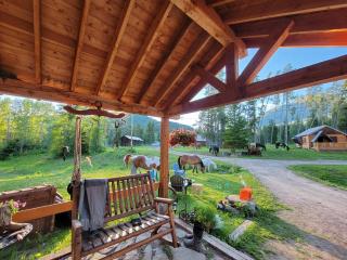 Bear Creek Ranch Bed & Breakfast - Essex - 0