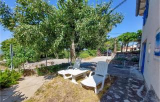 Amazing Home In Koromacno - 4