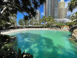 Crown Towers - 8