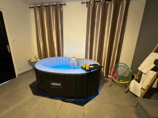 Love Room avec Jacuzzi proche Paris et Roissy CDG - 7