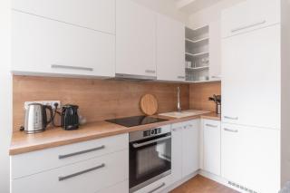 Prague Days - Glamorous Apt w Balcony near Vltava River - Praga - 5