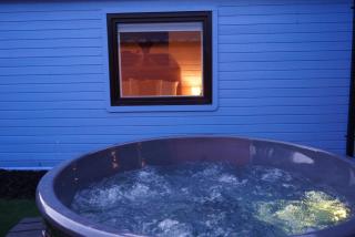 West Wicklow Glamping with Hot Tub - Baltinglass - 0
