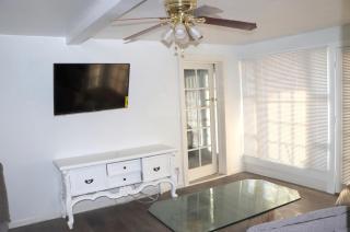 Mountain View Studio - Hemet - 5