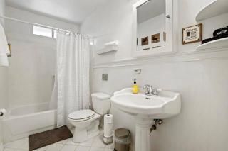 Newly Remodeled Pet Friendly Strawberry Cabin - Pine - 6