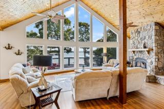 The Lodge at Sparkling Water - Sunrise Beach - 0