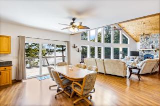 The Lodge at Sparkling Water - Sunrise Beach - 4