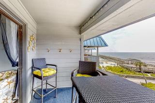 Sea Cabin Beach Getaway - Myrtle Beach - 9