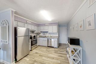 Sea Cabin Beach Getaway - Myrtle Beach - 1