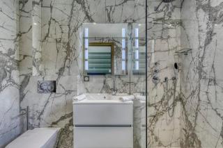 Luxurious Villa facing the Baie des Canebiers - Saint-Tropez - 1