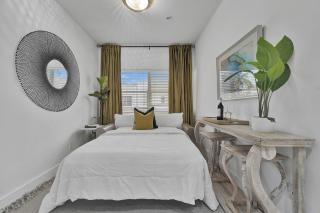 SOBE MONARCH 2BEDROOM 2 BATH MODERN apt- WALK TO OCEAN DRIVE - Miami Beach - 5