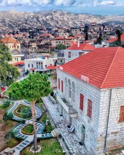 Stone Cellars - Douma - 8