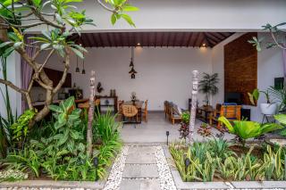 2 Bedrooms Villa dewi sri Private Pool Seminyak - Legian - 2