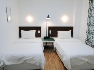 Ekonomy Haeundae Hostel - Busan - 2