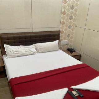 Hotel Royal Residency - Chembur - Mumbai - 0