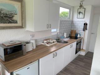 Lovely 4 Berth Chalet At Cedar Springs Park In Heacham, Norfolk Ref 92031Cs - 5
