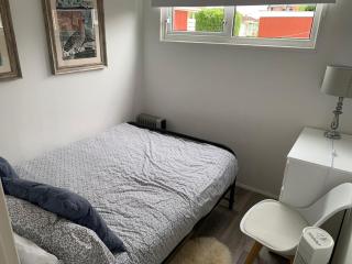 Lovely 4 Berth Chalet At Cedar Springs Park In Heacham, Norfolk Ref 92031Cs - 3