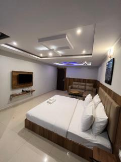 Hotel Avenue Suites Near International Airport Bangalore - Bangalore - 2