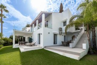 Top Renovated 4BDRM Luxury Villa - Frontline Golf - Estepona - 9