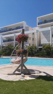 Garden and Pool at Royal Park Eilat - Eilat - 6
