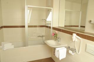 Beierleins Hotel & Catering GMBH - Reichenbach - 3