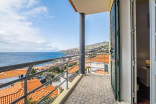 The Balcony - By Wehost - Santa Cruz - 4