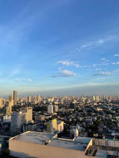 1BR with Balcony @ SMDC North Edsa Grass Residence Quezon City w/ Netflix & Disney + - 7