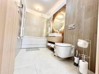 Urban Plaza Astra - Rise Private Apartments & Suites - 1