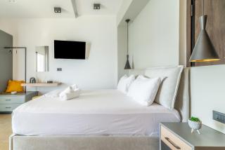 Luxury SeaSide Suites - Limenas Chersonisou - 7