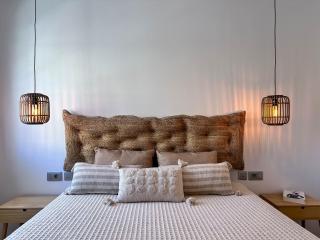 Casa Elsa with Free Parking - Los Abrigos - 1