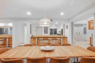 Grand Slam Getaway with Tennis Court and Heated Pool - 6