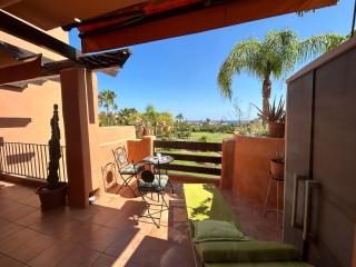 Sotoserena Pools & Tropical Garden Apartment with Sea View - Estepona - 6