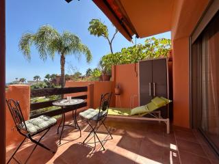 Sotoserena Pools & Tropical Garden Apartment with Sea View - Estepona - 5