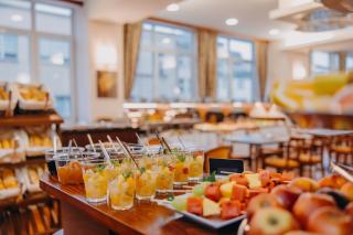 Hotel Merkur - Czech Leading Hotels - Prague - 4