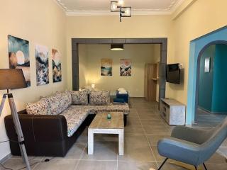 Spacious and beautiful house - Le Pirée - 0