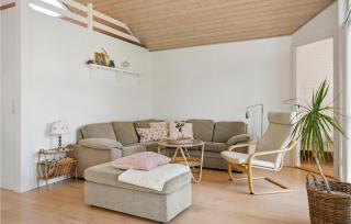 Stunning Home In Børkop - 7