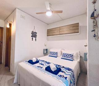 Face a la Mer - vue epique, climatisation, wifi, draps inclus - Empuriabrava - 4
