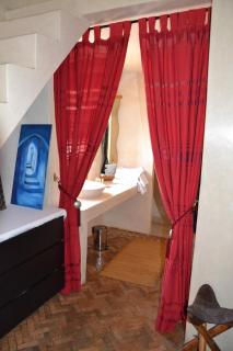 Riad Amaris - 8